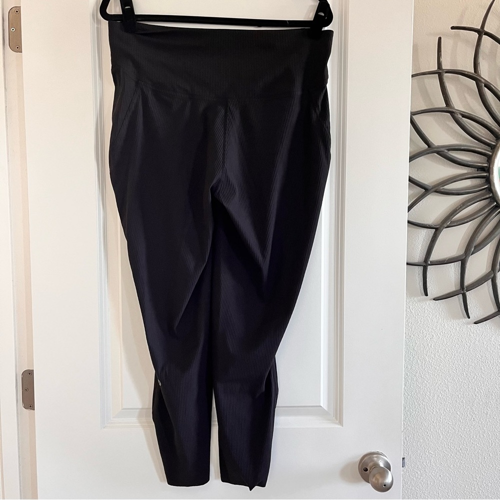 Lululemon Align High-Rise Ribbed Pant 25” - Picture 2 of 5